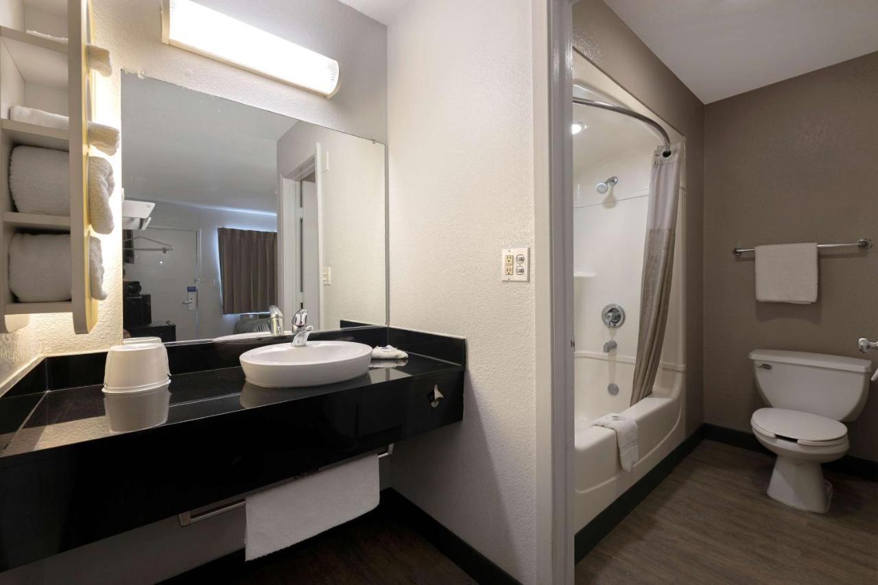 Motel 6-San Antonio, Tx - West Seaworld Buitenkant foto